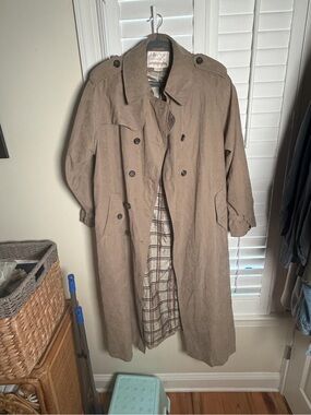 Heritage Tan/Brown Double-Breasted Trench Coat